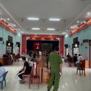 <a href="/an-ninh-quoc-phong" title="An ninh - Quốc phòng" rel="dofollow">An ninh - quốc phòng</a>