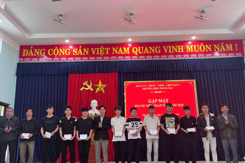 PHƯỜNG ĐIỆN THẮNG BẮC GẶP MẶT GIA ĐÌNH, THANH NIÊN  TRƯỚC NGÀY NHẬP NGŨ